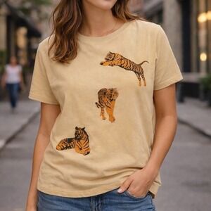 Vintage Canvas Tiger Graphic T-Shirt Tan Womens Large Short Sleeve Curved Hem